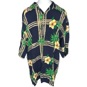 Puritan size medium tropical button down shirt